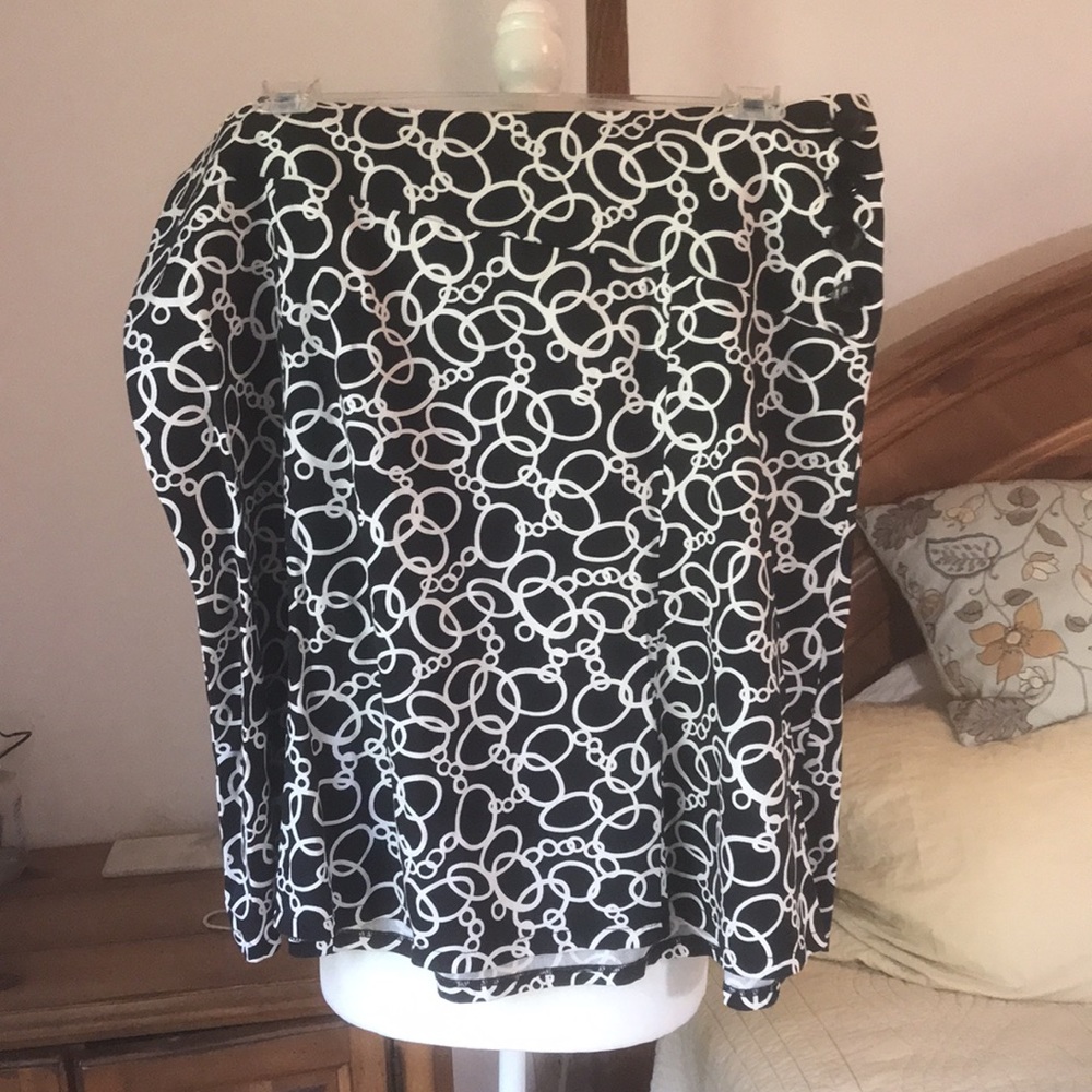 Lane Bryant Chain Print Black and White Skirt 20